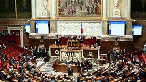 La France en crise : les erreurs politiques de Macron et l’effondrement économique